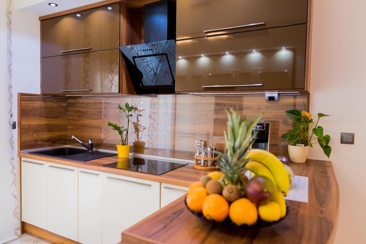 Lct Blue Lions Apartments Ποντστράνα Εξωτερικό φωτογραφία