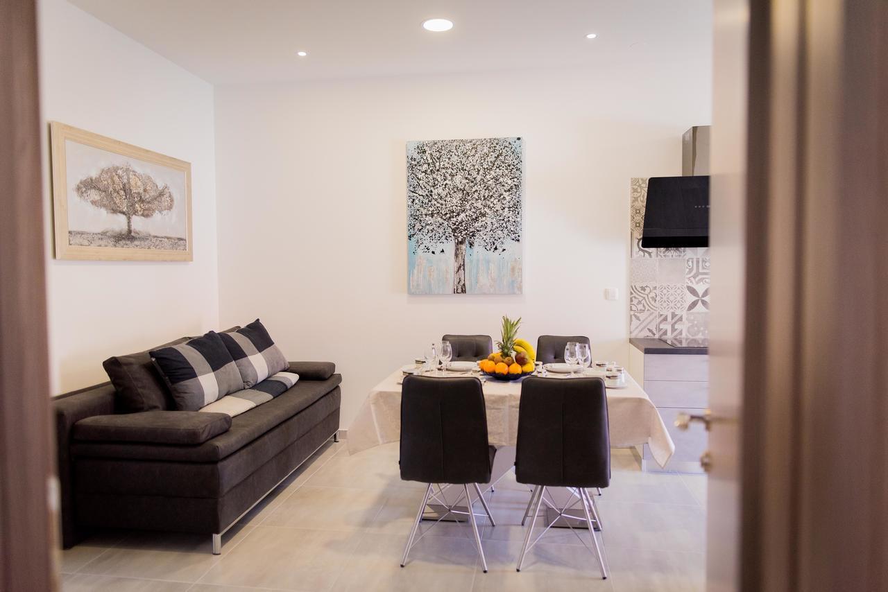 Lct Blue Lions Apartments Ποντστράνα Εξωτερικό φωτογραφία